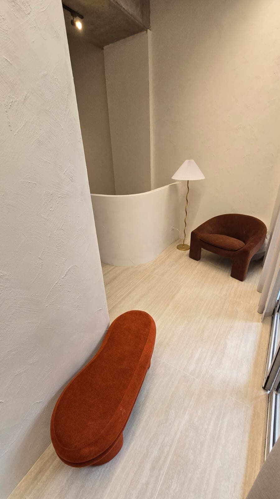 Beauty Room detail 3