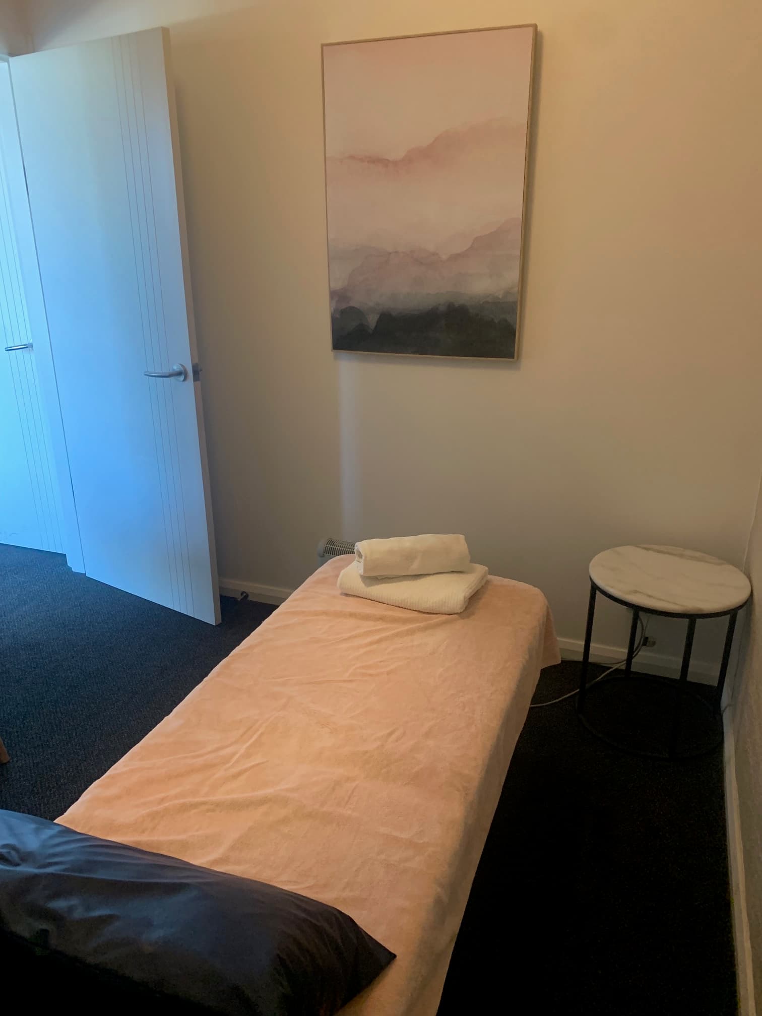 Therapy Room detail 2