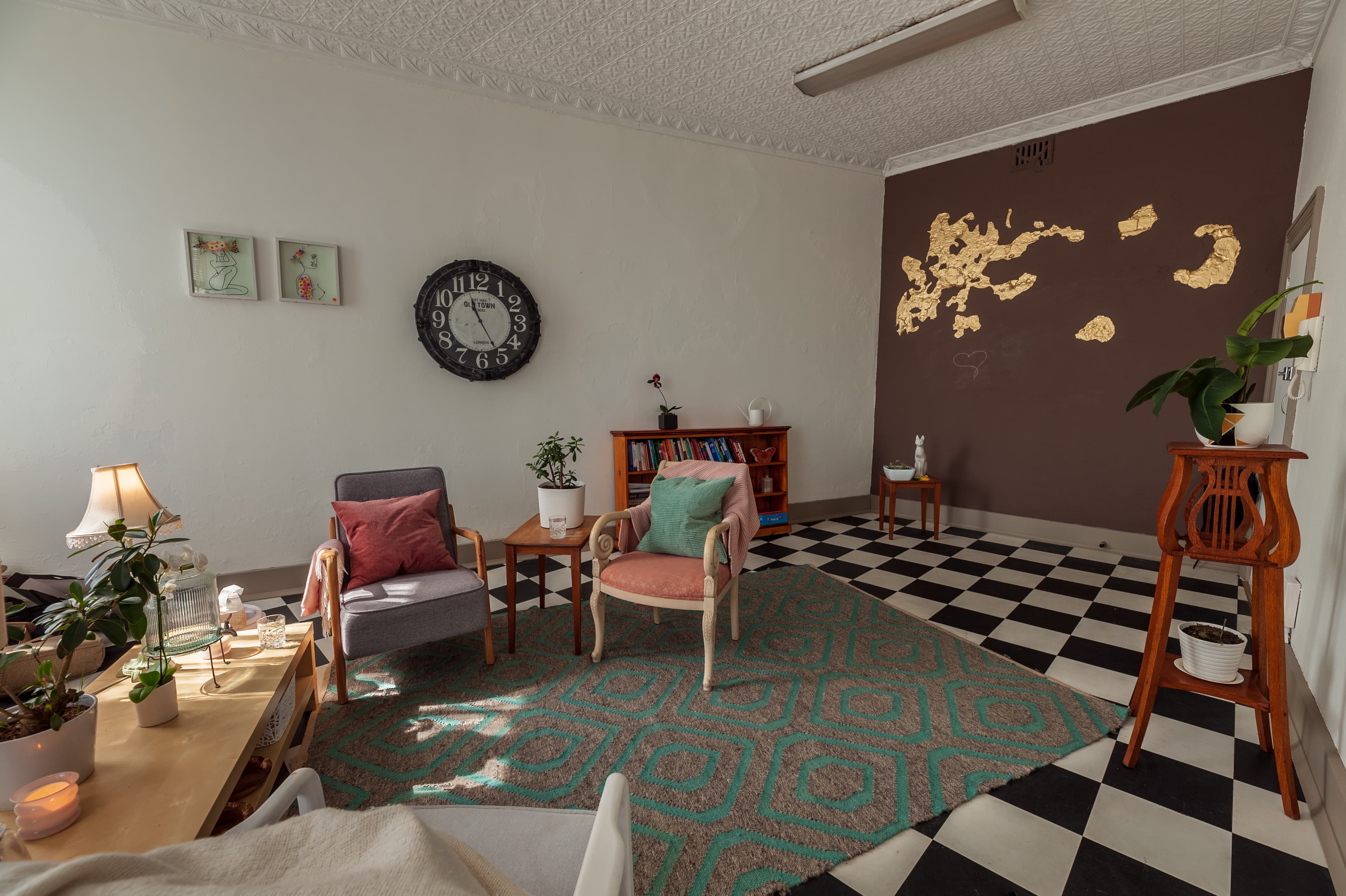 Therapy Room detail 3