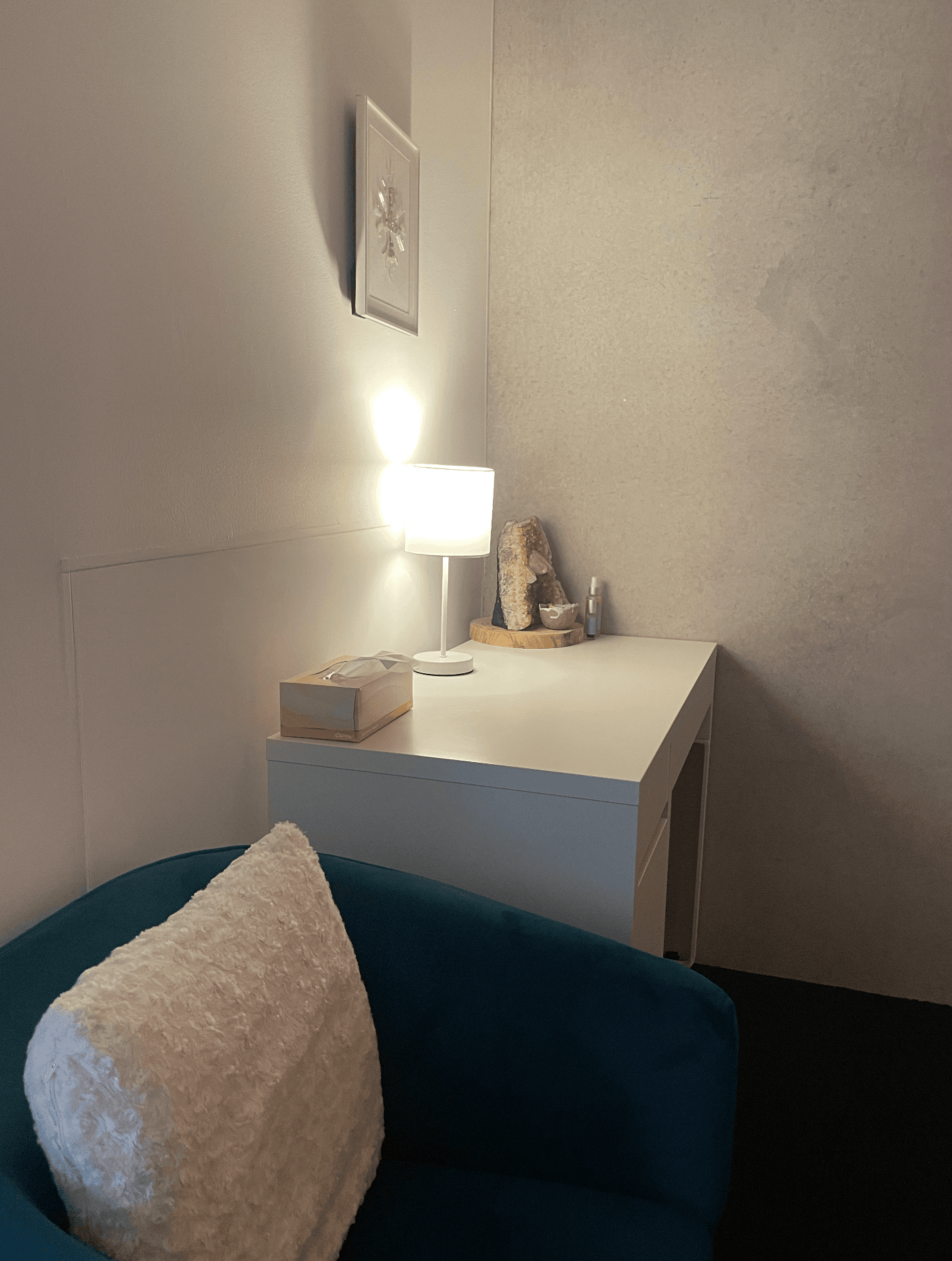 Therapy Room detail 3