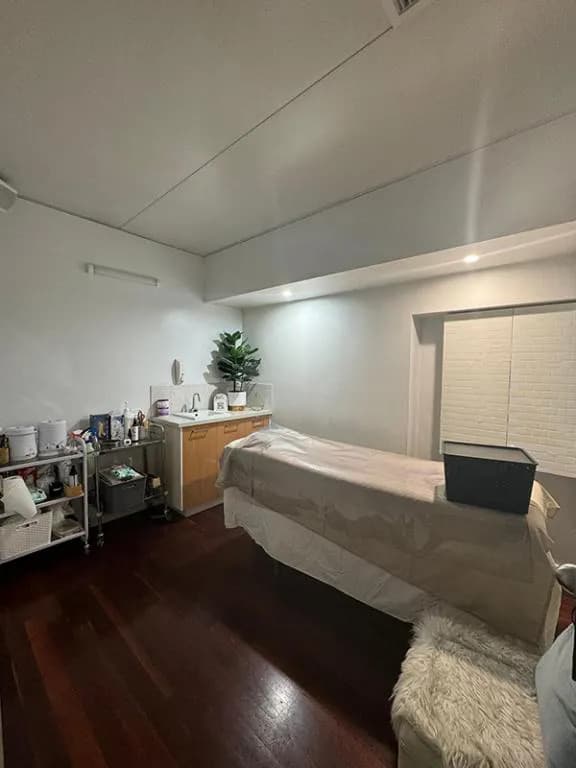 Room search in South Yarra