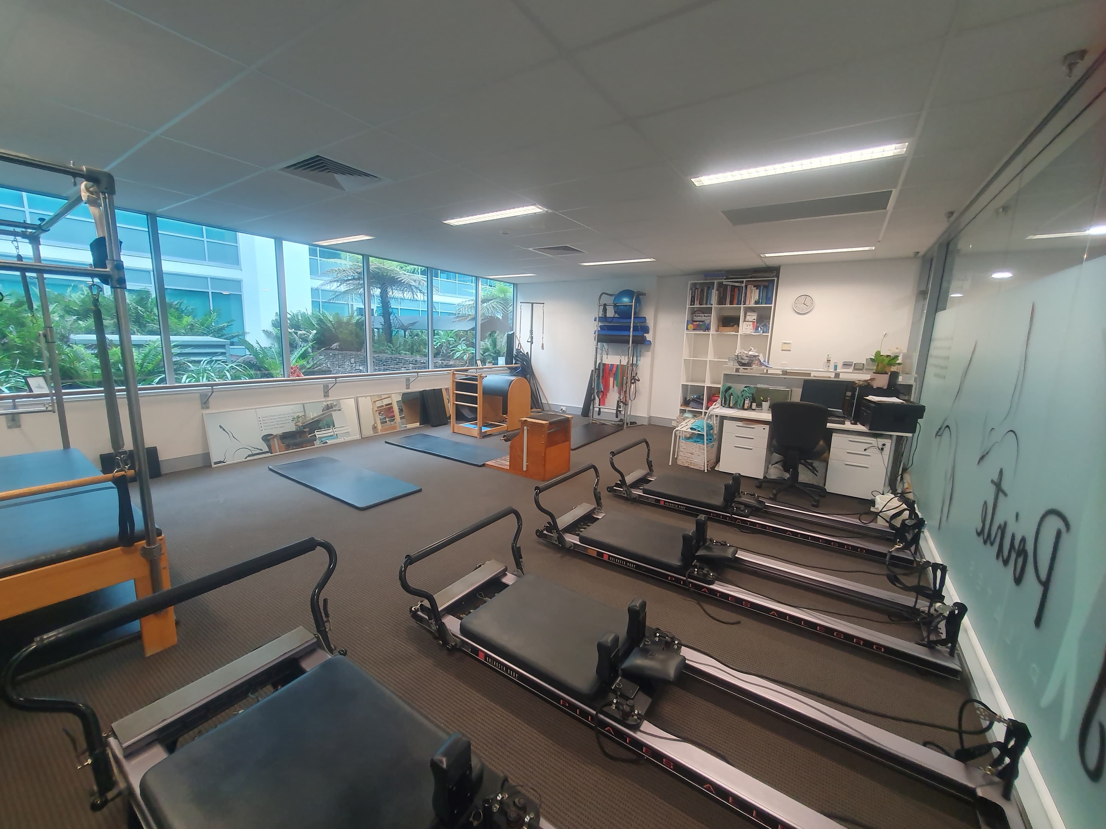 Room search in Dee Why