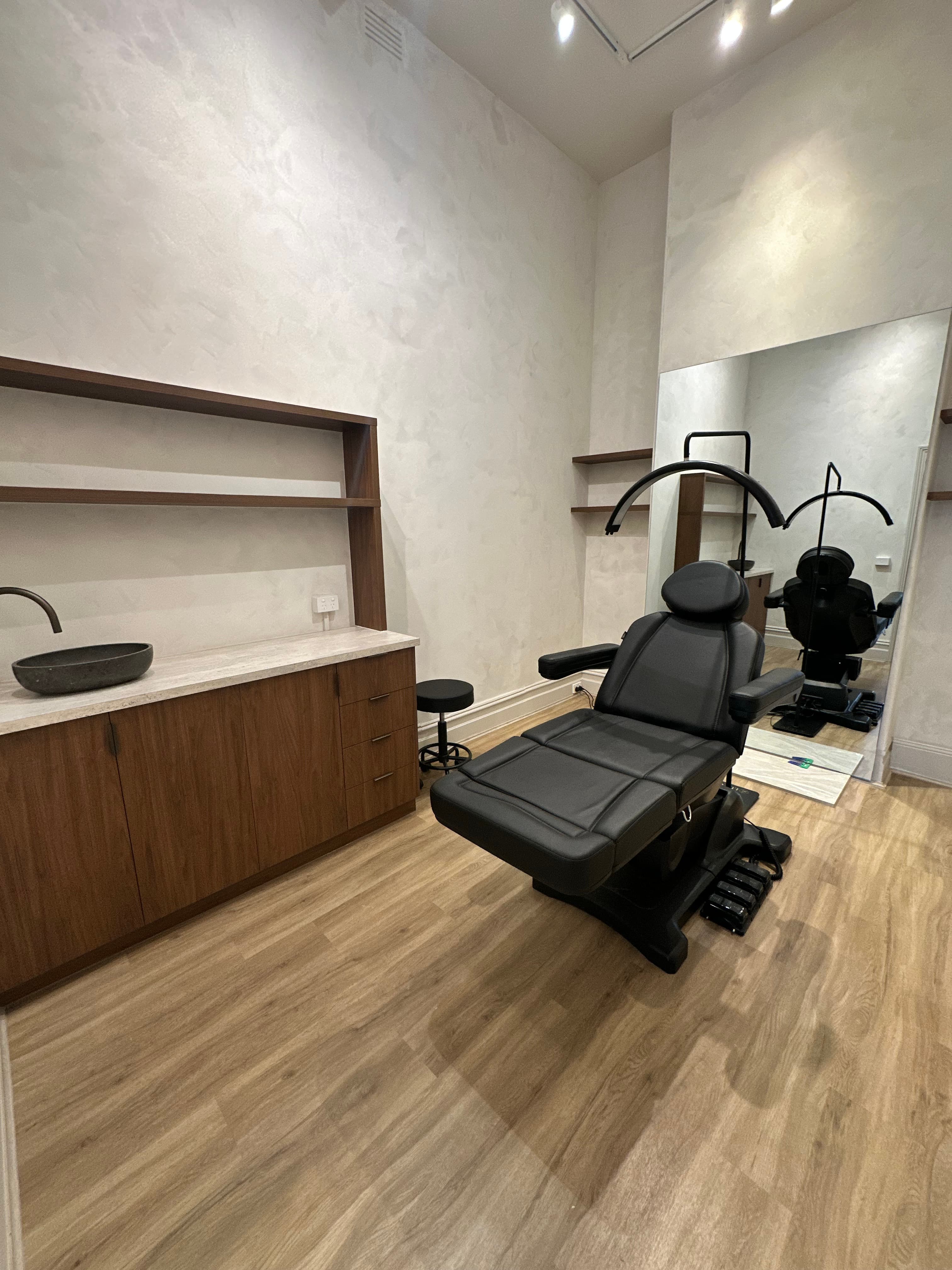 Beauty Room in Albert Park, VIC