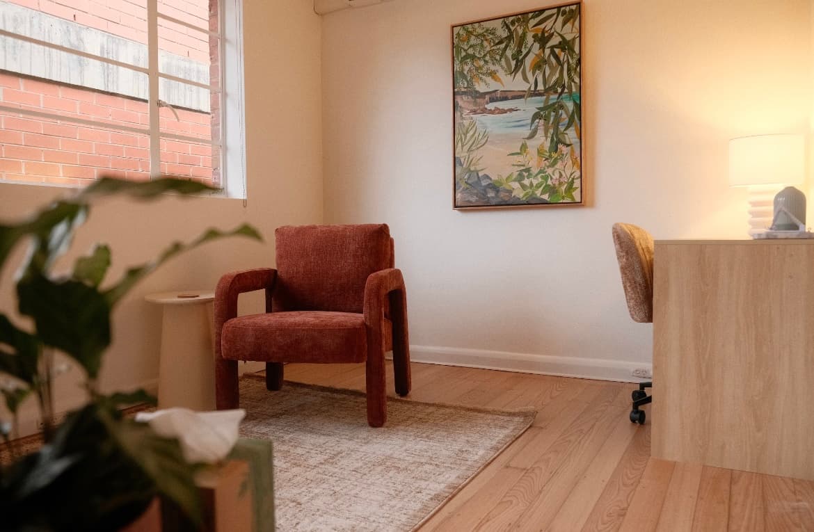 Therapy Room detail 3