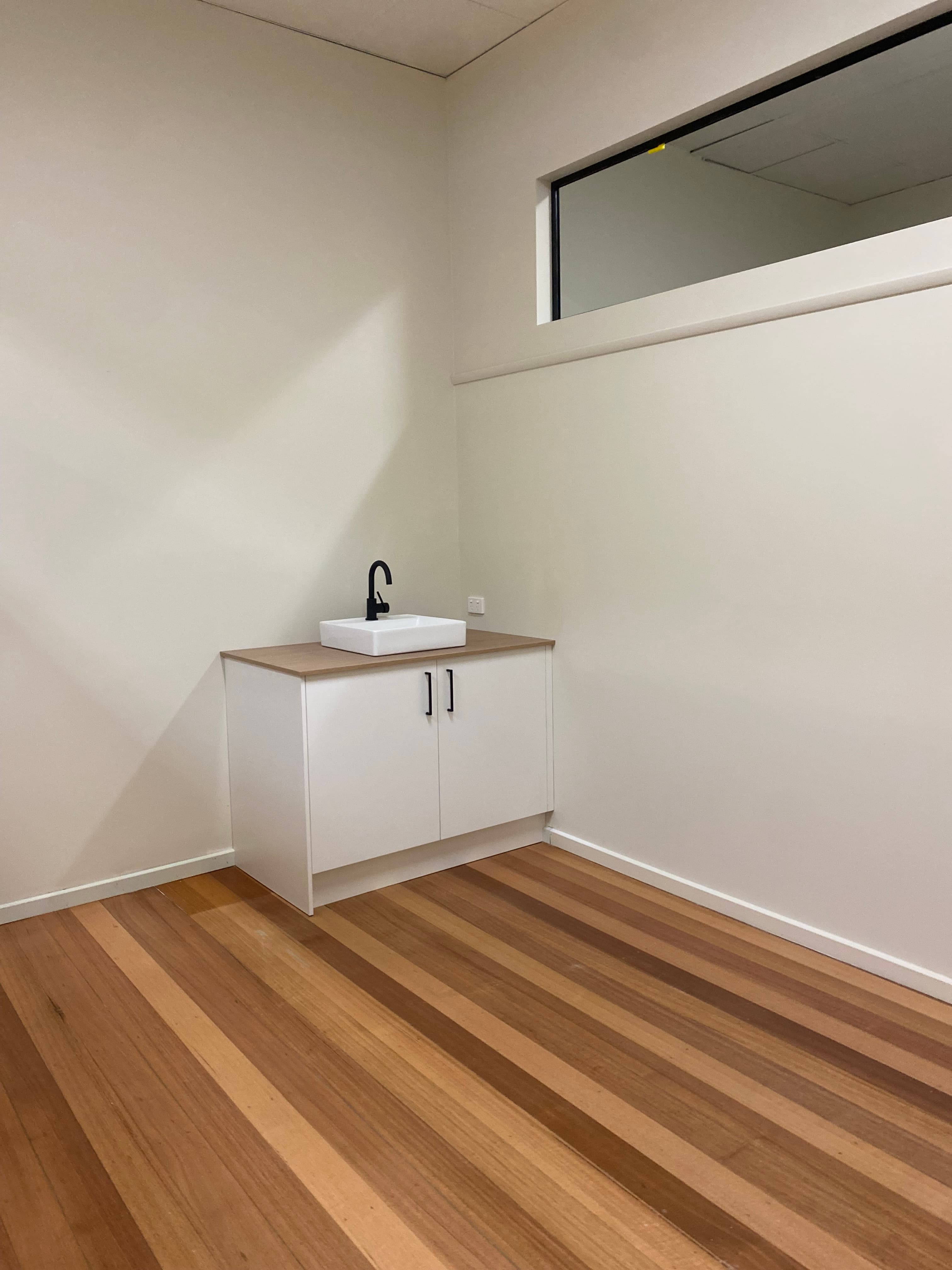 Room in Beaconsfield Upper
