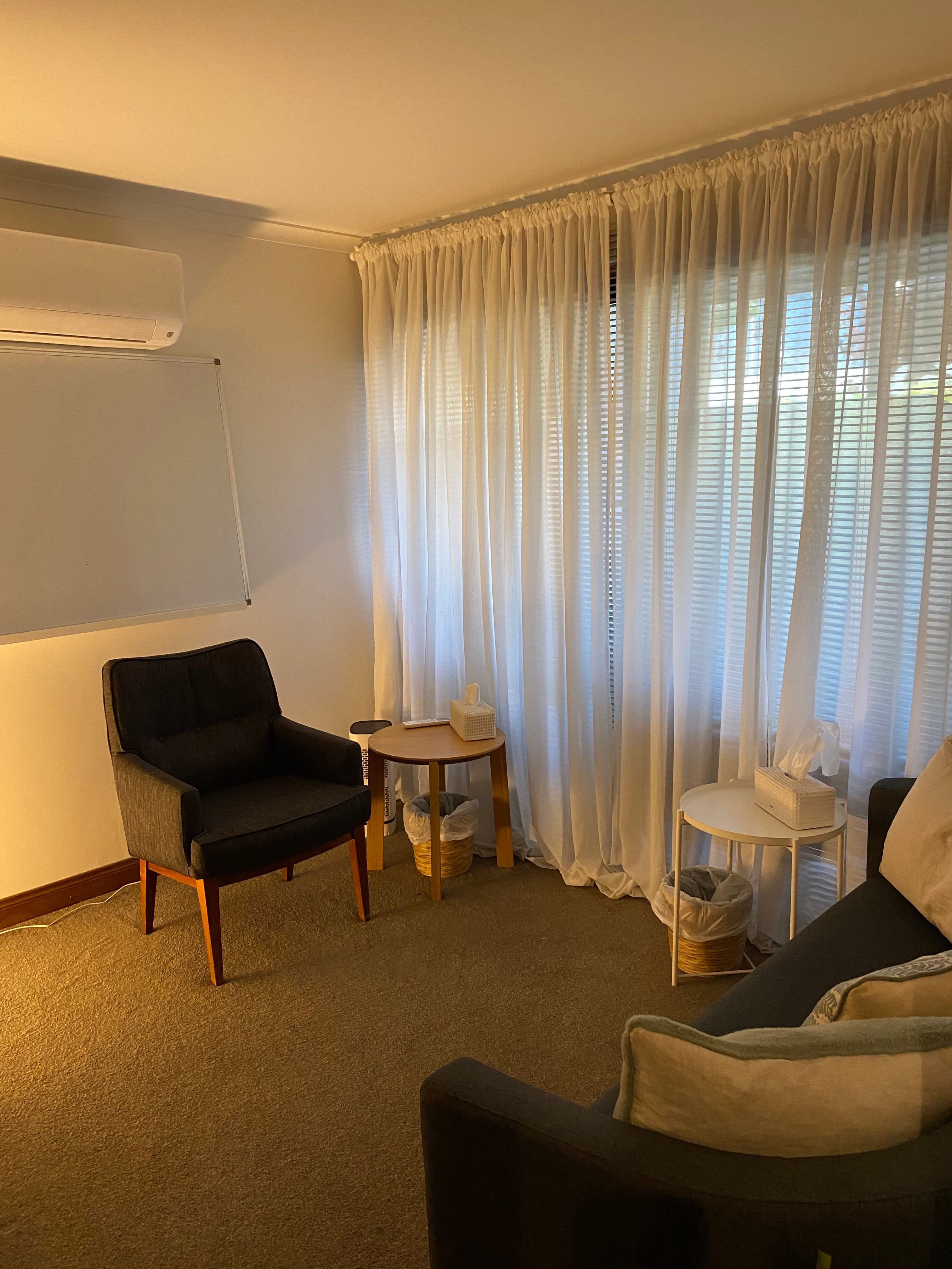 Therapy Room detail 2