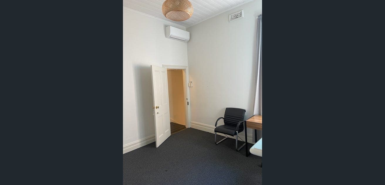 Therapy Room detail 3