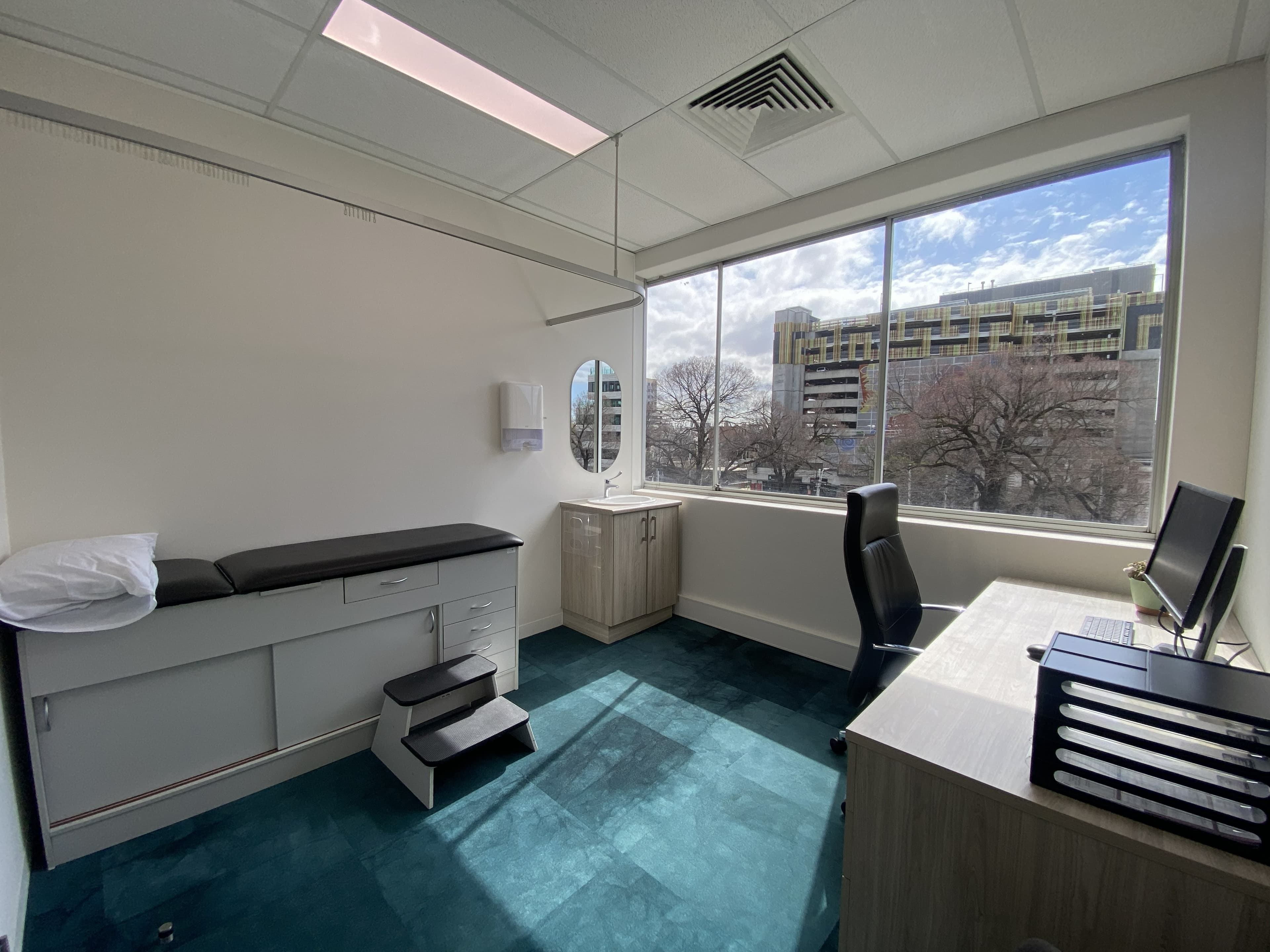 Medical Room in East Melbourne, VIC