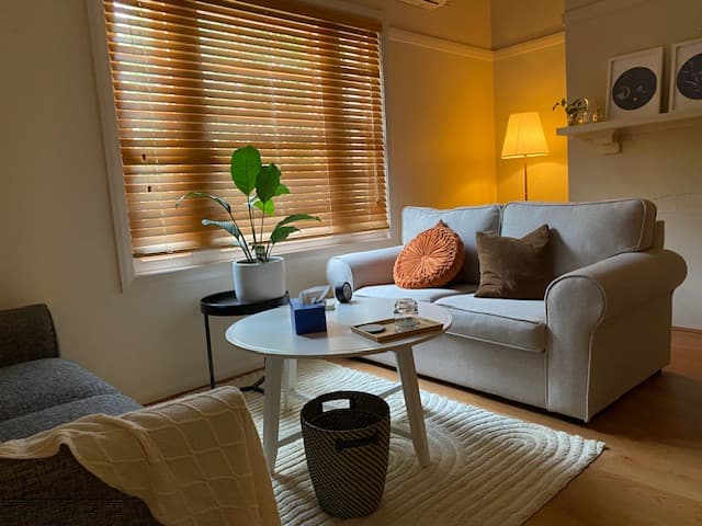 Therapy Room detail 2