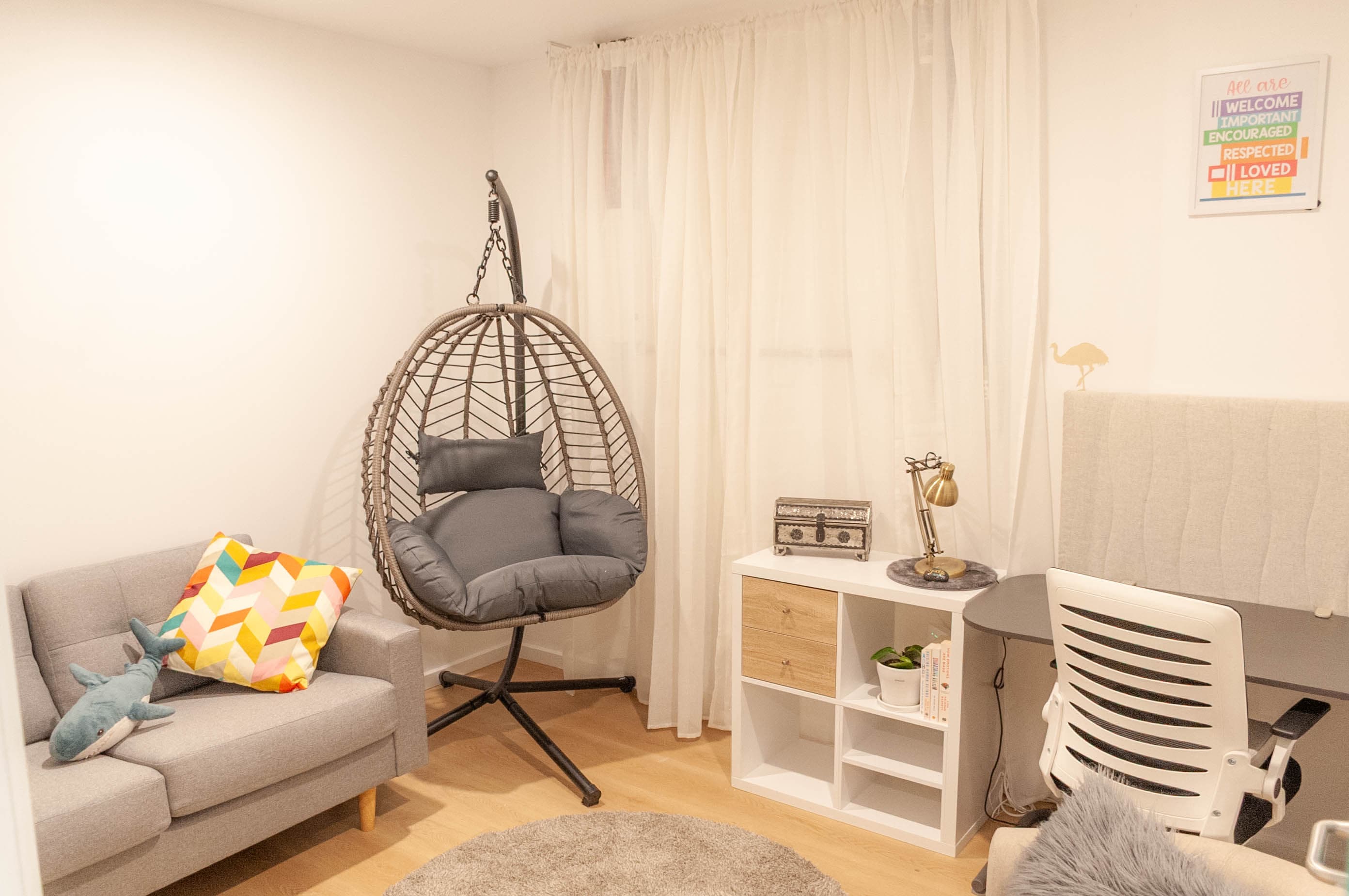 Therapy Room detail 2