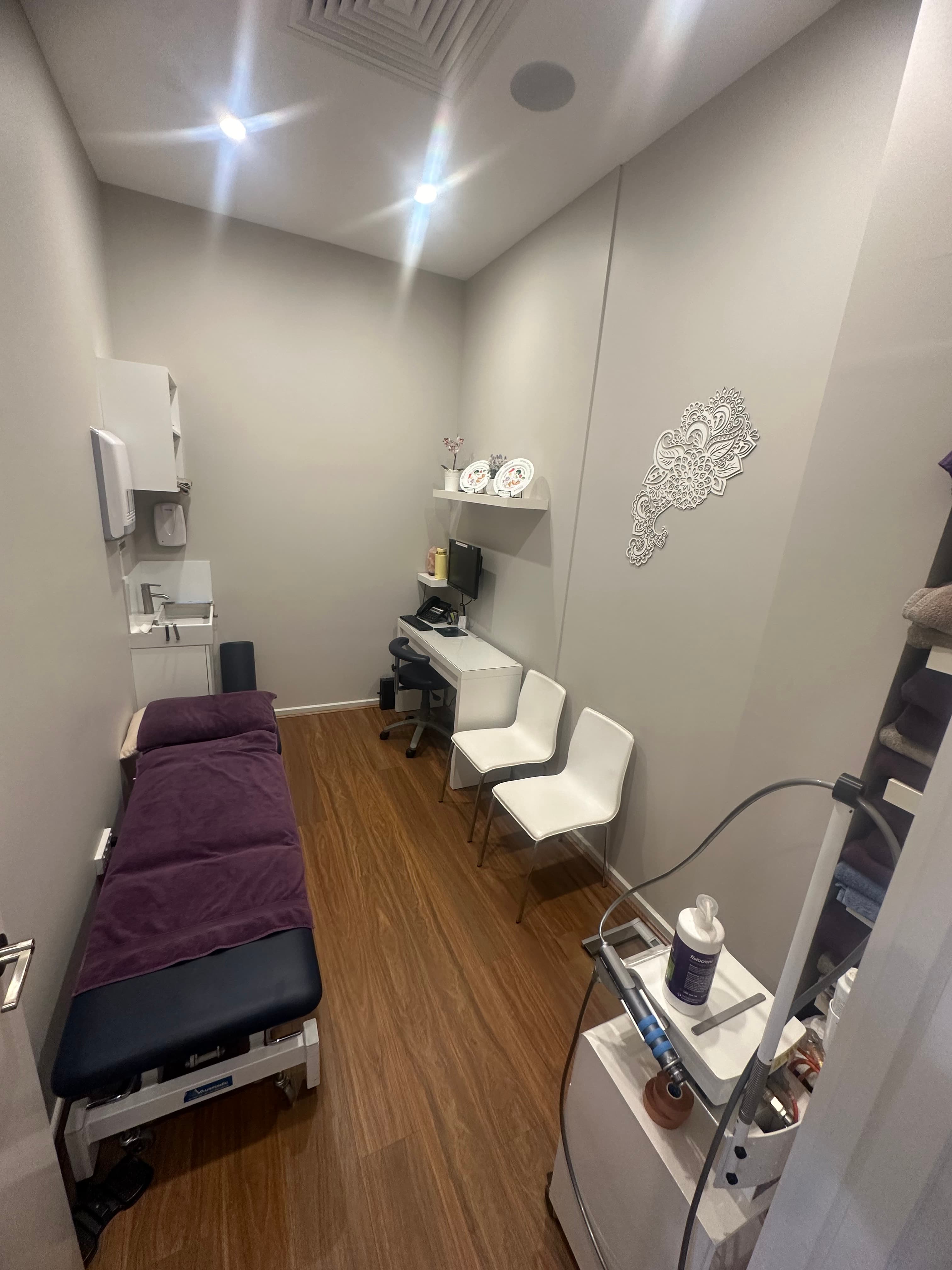 Room search in Chelsea Heights