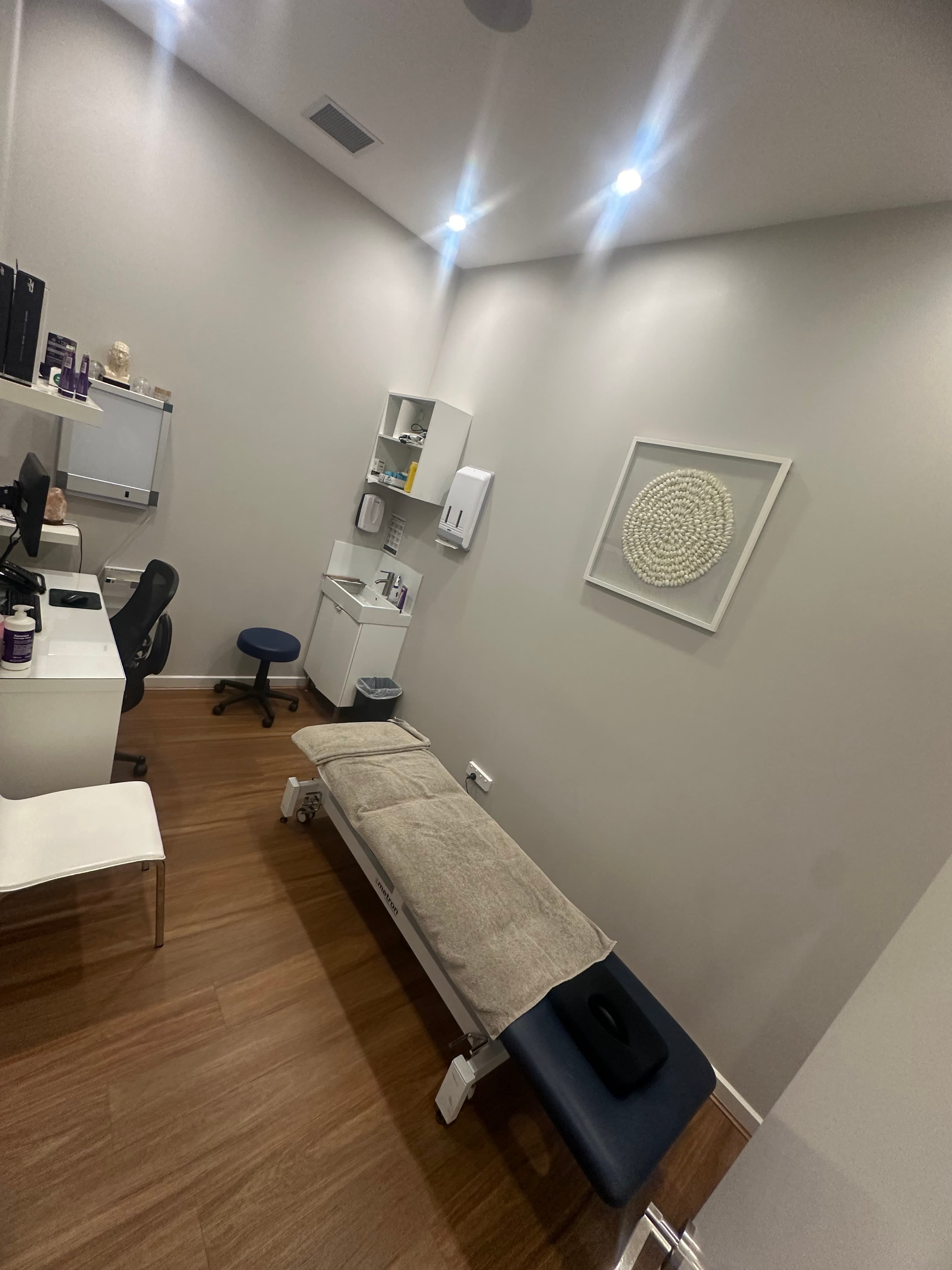 Therapy Room detail 2