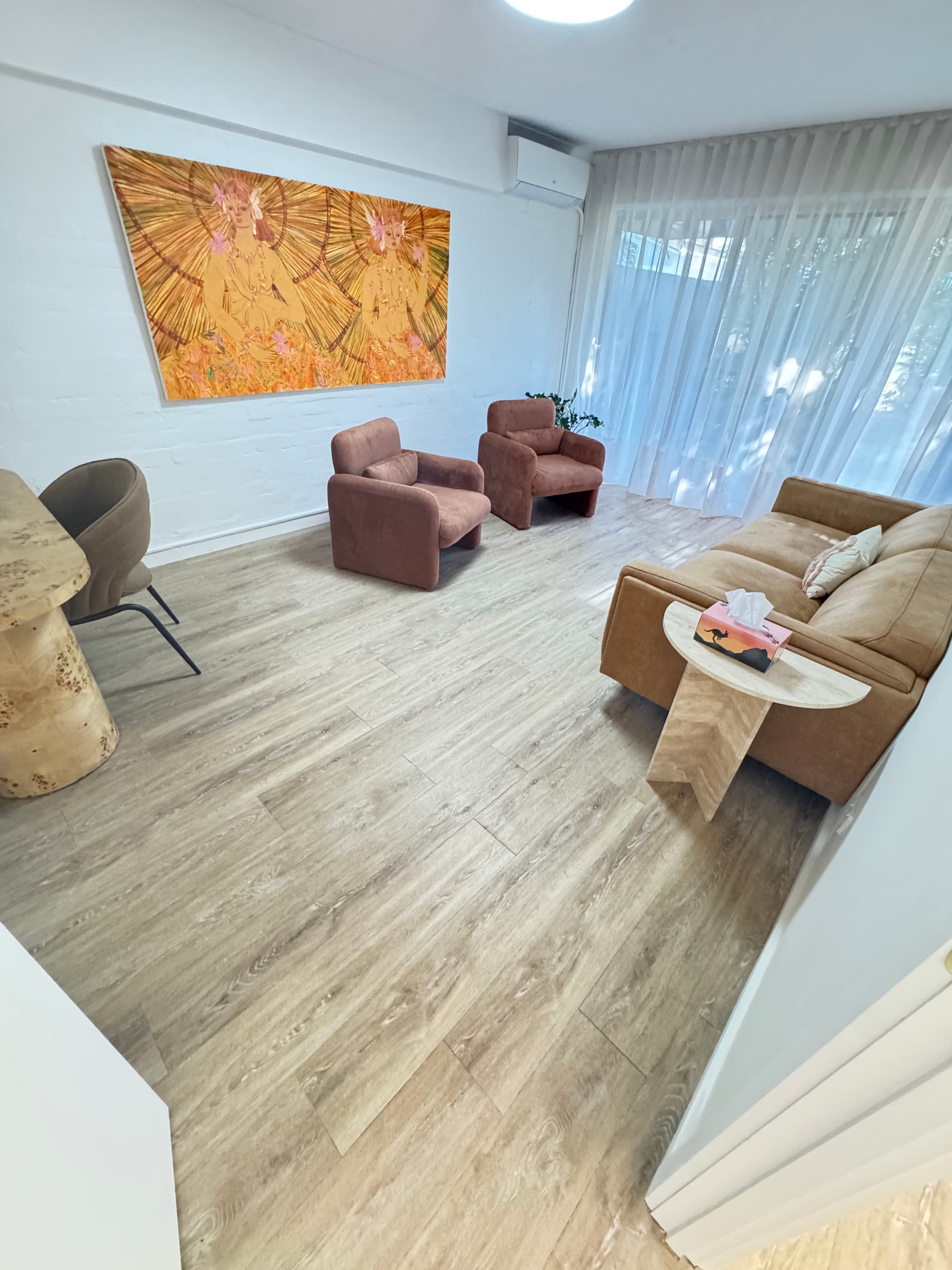 Therapy Room detail 3