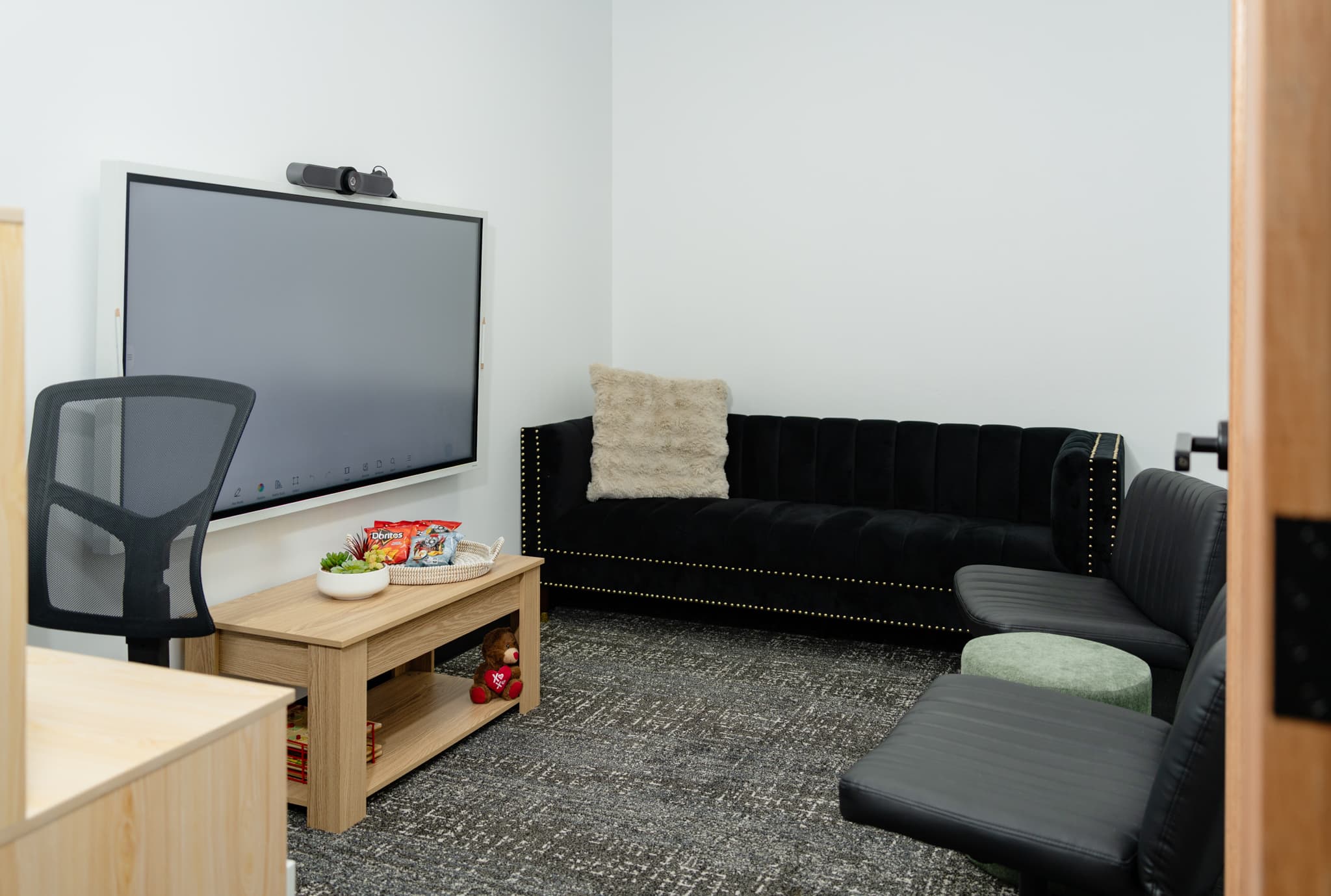 Room search in Doule Bay
