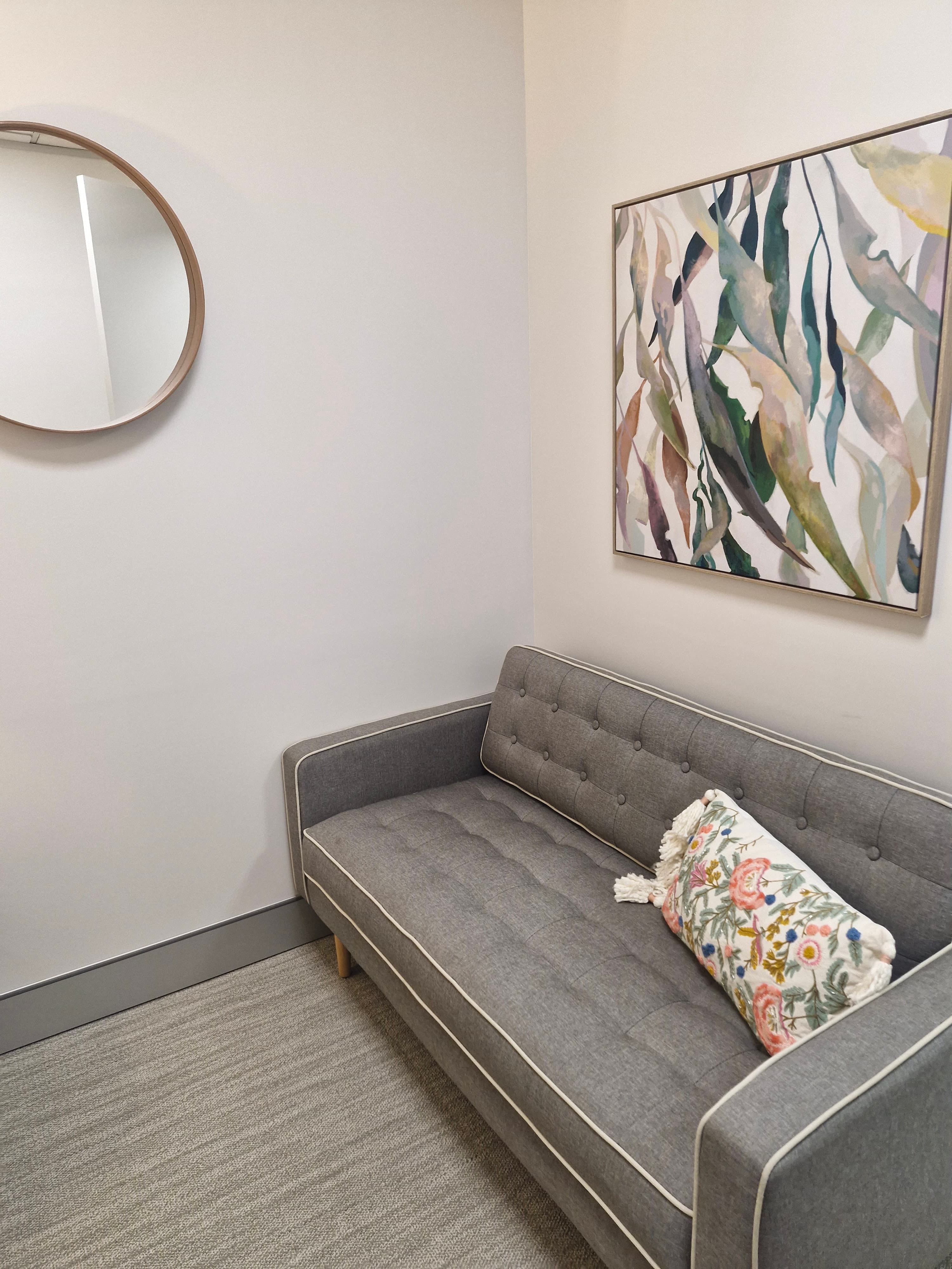 Therapy Room detail 2