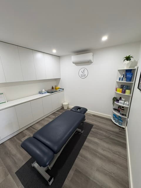 Room search in Glossodia