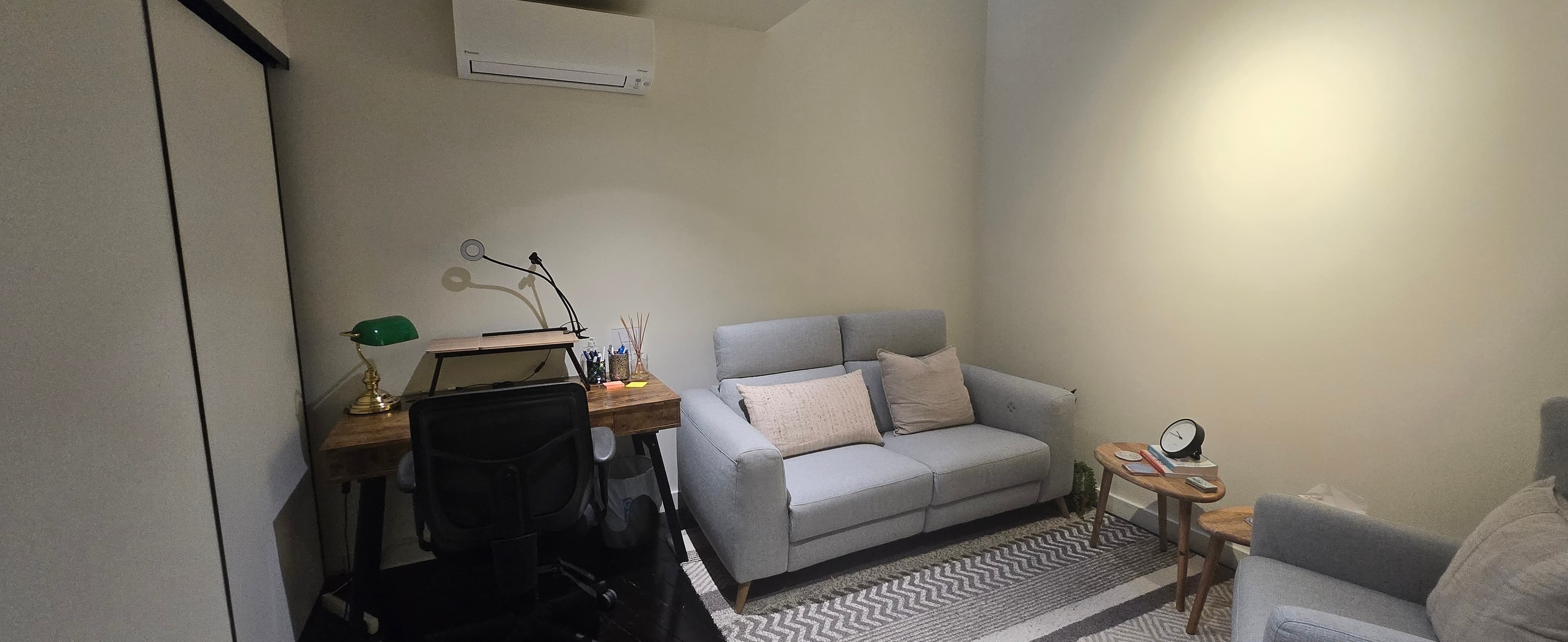 Therapy Room detail 3