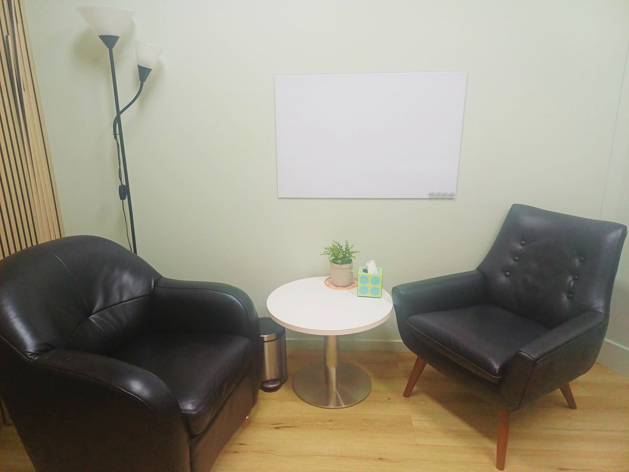 Therapy Room detail 2