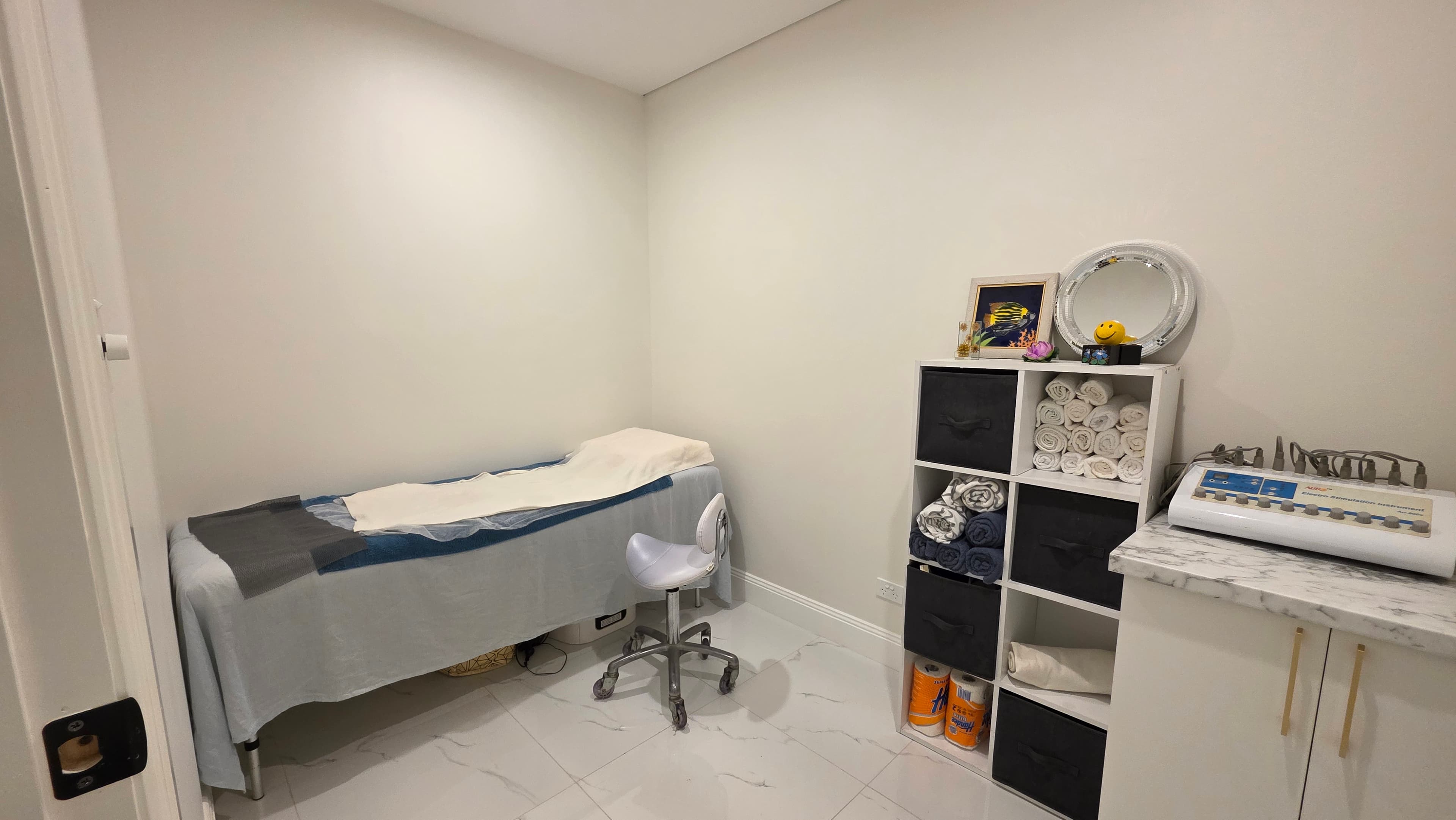 Room in Dee Why