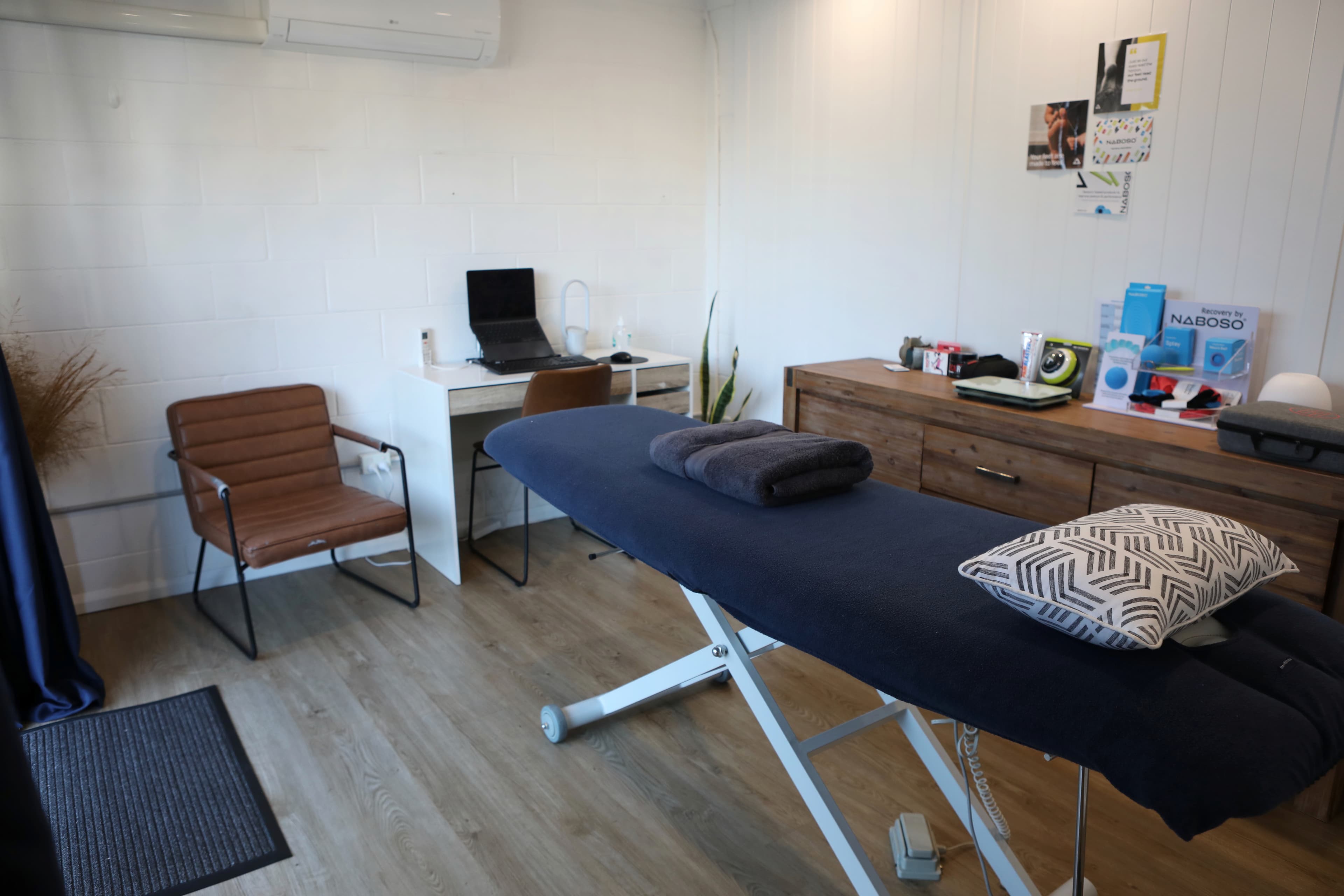 Therapy Room detail 2