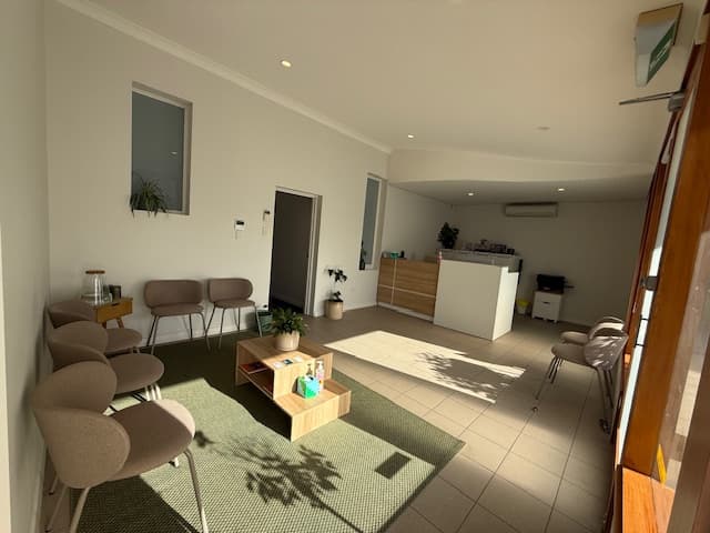 Therapy Room detail 2
