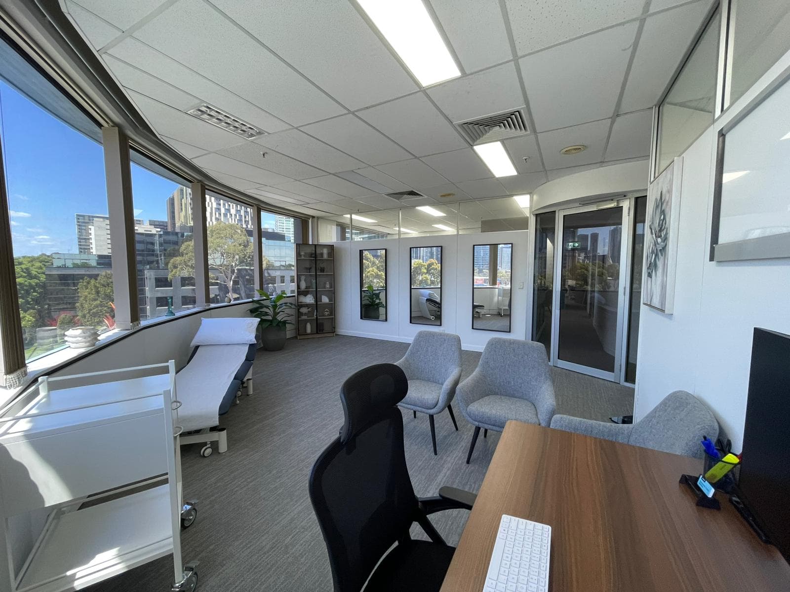 Room in South Melbourne