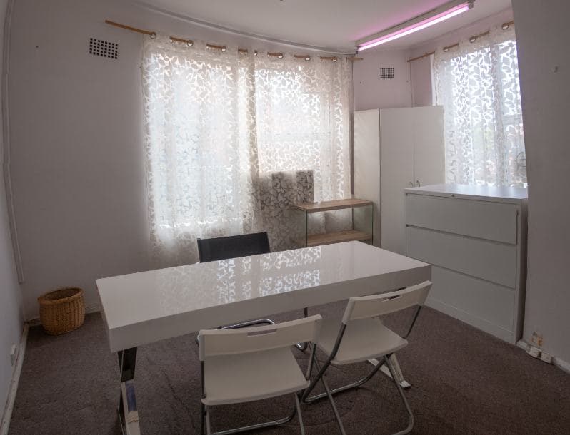 Therapy Room detail 2
