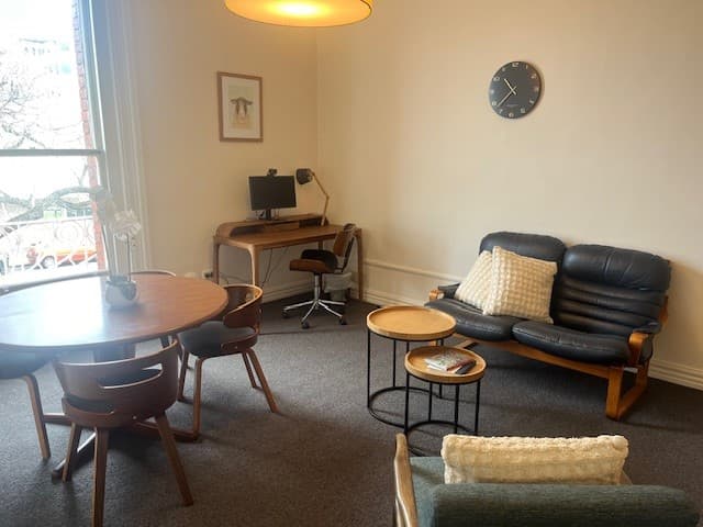 Room search in East Melbourne