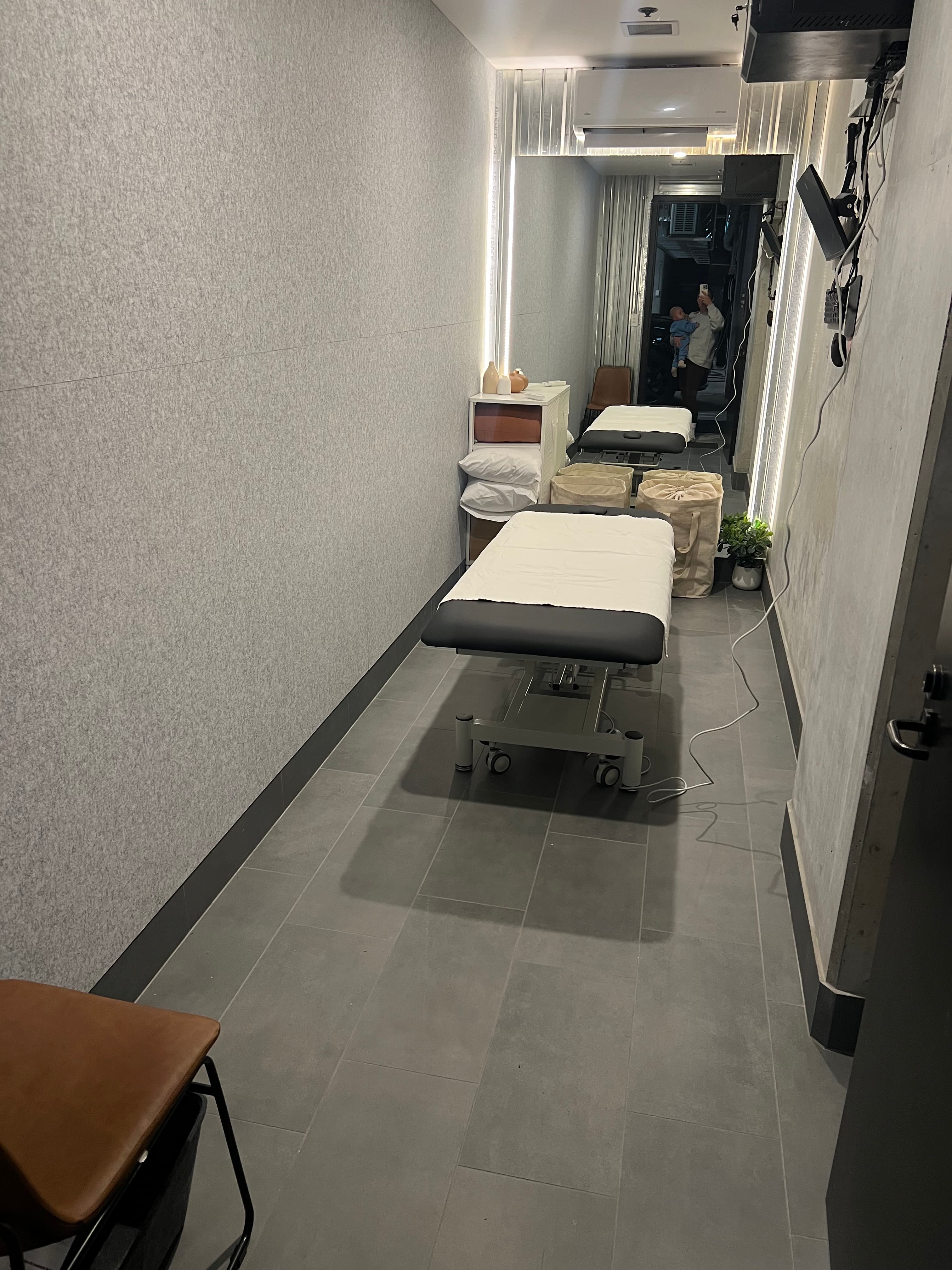 Room in Kingston