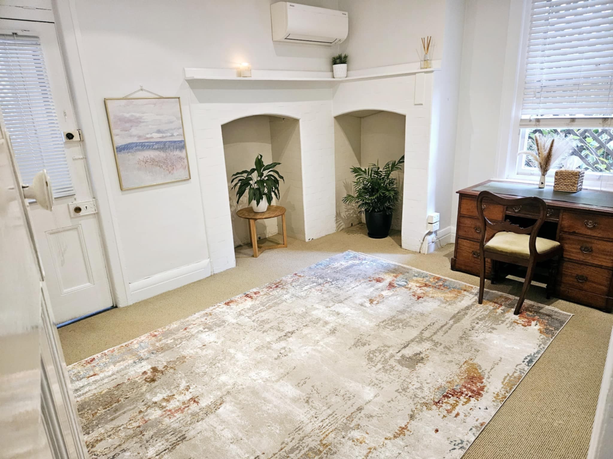 Therapy Room detail 2