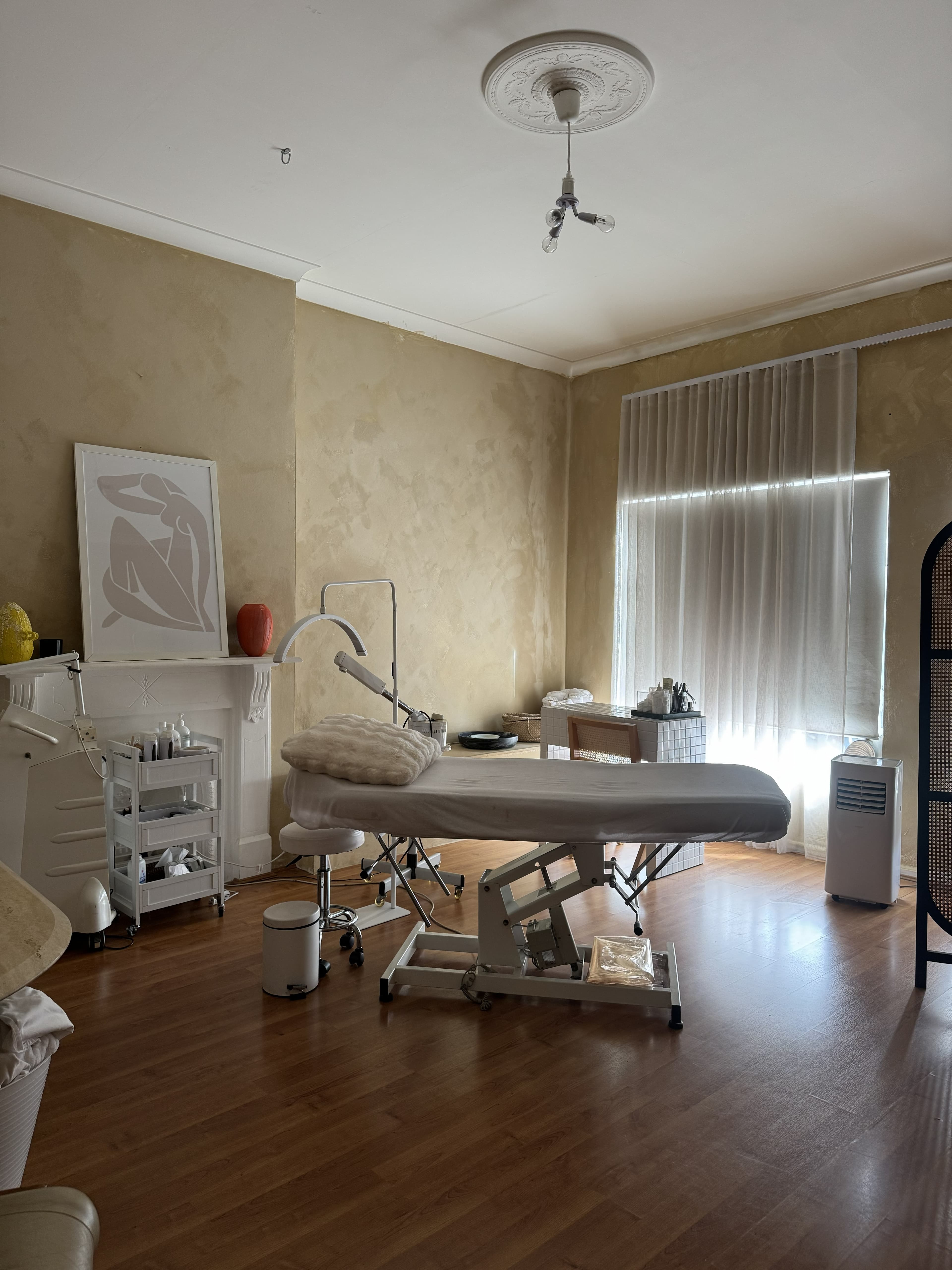 Therapy Room detail 2