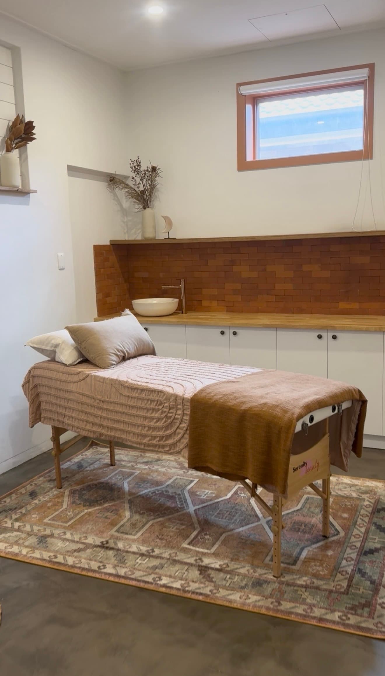 Room search in Hamilton