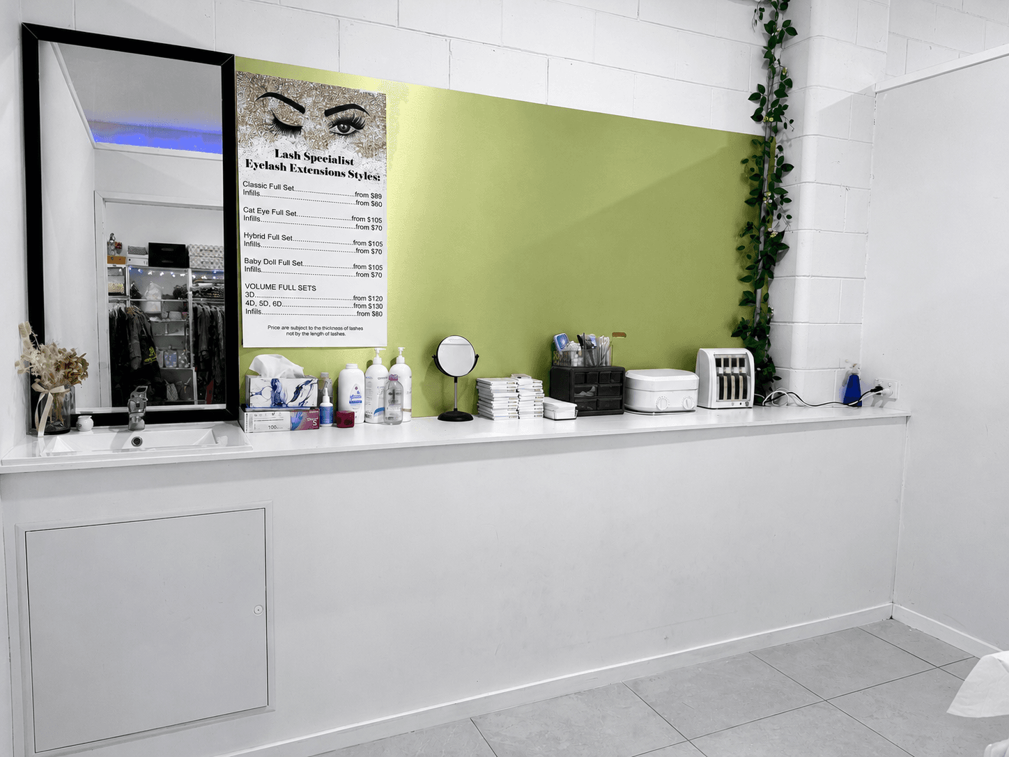Beauty Room in Wynnum, QLD
