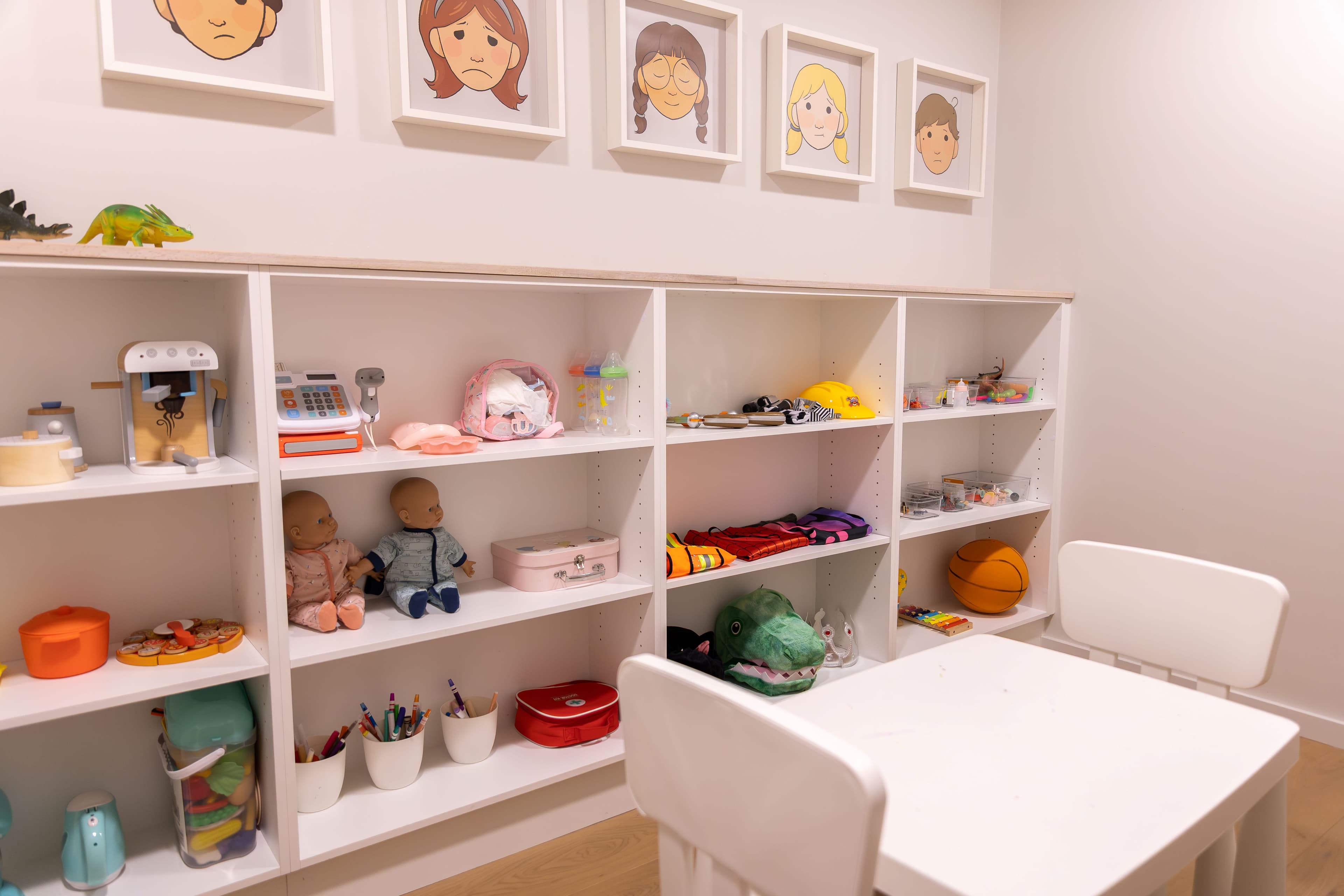 Therapy Room detail 2