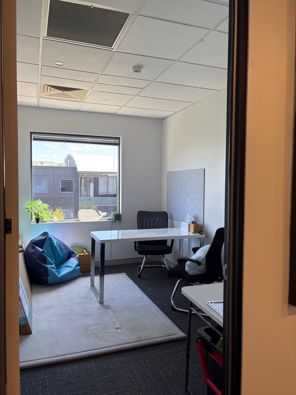 Room search in Frenchs Forest